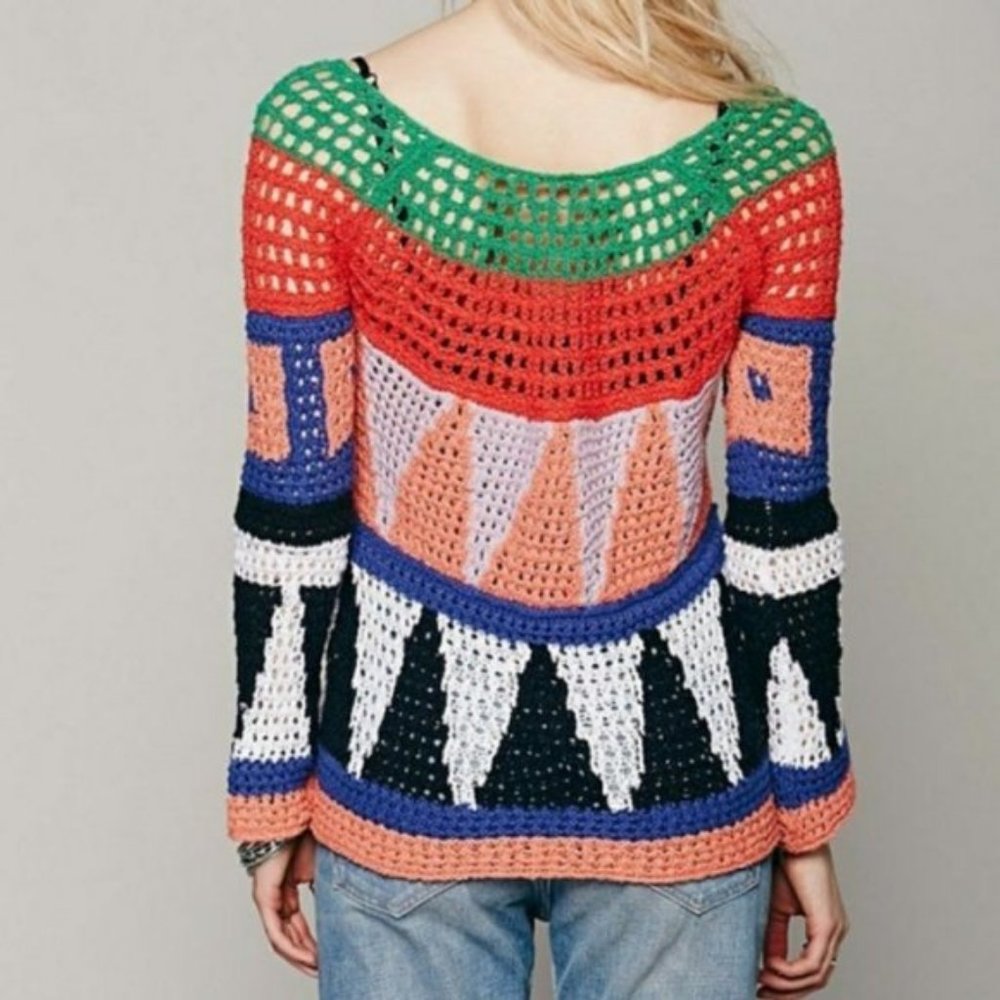 Like NEW Free People Modern Art Geometric Sweater - Picture 6 of 14